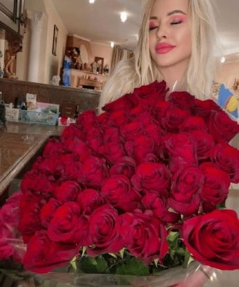 Встретимся в Москве и окунемся в мир наслаждений? У меня есть опыт, о котором ты мечтаешь. Я проведу тебя по пути наслаждения, погружая нас в безумную атмосферу страсти. У меня есть свежие фото и положительные отзывы от довольных клиентов. Позволь мне исполнить все твои фантазии и сделать твою ночь незабываемой. Жду твоего звонка, чтобы насытить тебя удовольствием в Москве. Брось вызов скучному повседневному рутинному существованию и окунись в океан страсти со мной. 😘 121, 30 лет