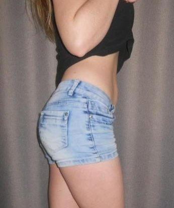 Я раскрою тебе все тайны страсти и наслаждения. Забудь обо всем, когда я окажусь рядом – будешь наслаждаться каждой моей касанием. Я создам теплую и нежную атмосферу, где ты сможешь расслабиться и получить максимум удовольствия. Я могу выполнить все твои фантазии, воплотить самые смелые желания. У меня есть отличные отзывы – ты можешь убедиться в этом сам. Уверяю тебя, со мной время пролетит незаметно. Живу в Москве и готова познакомиться с тобой прямо сейчас! 😘🌹🔥 13833, 20 лет